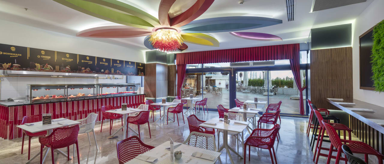 Gastro Granada Luxury Okurcalar