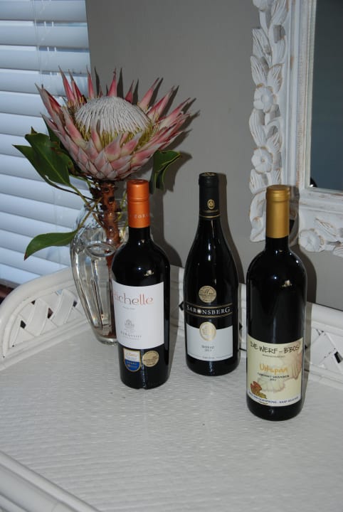Wein- und Blumendeko Hotel Cliff Lodge
