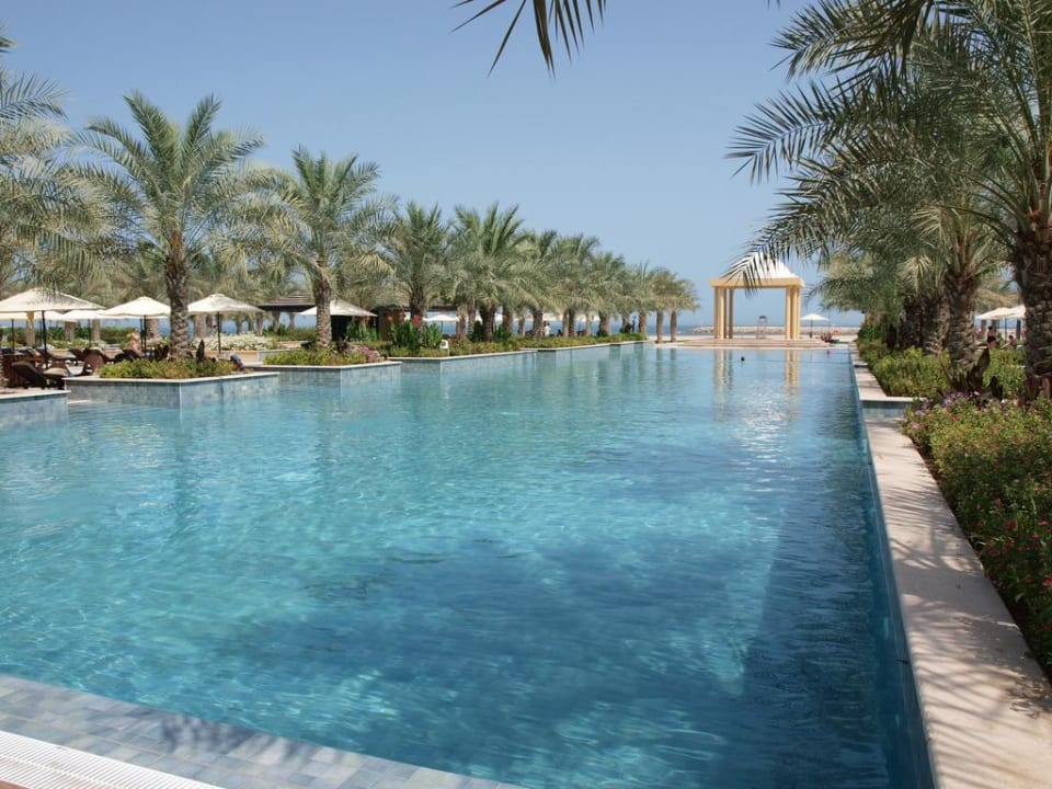 Basen przy hotelu Spa Rixos Al Mairid Ras Al Khaimah