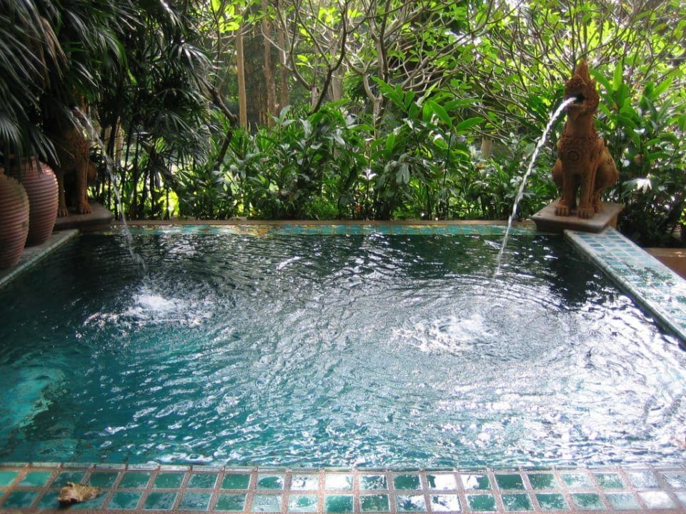 Whirlpool im Spa Four Seasons Resort Chiang Mai