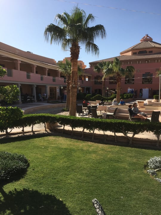 Außenansicht Mövenpick Resort & Spa El Gouna