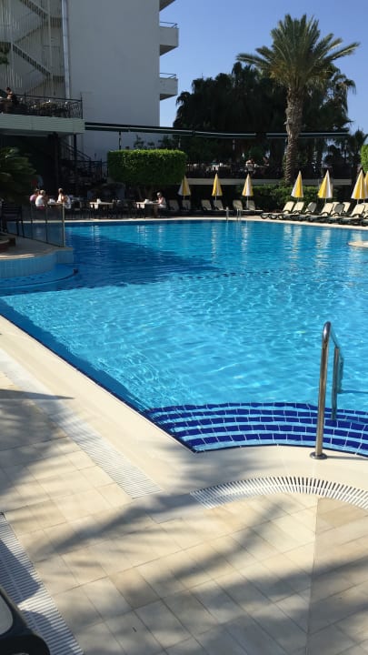 Pool Hotel Gardenia Beach