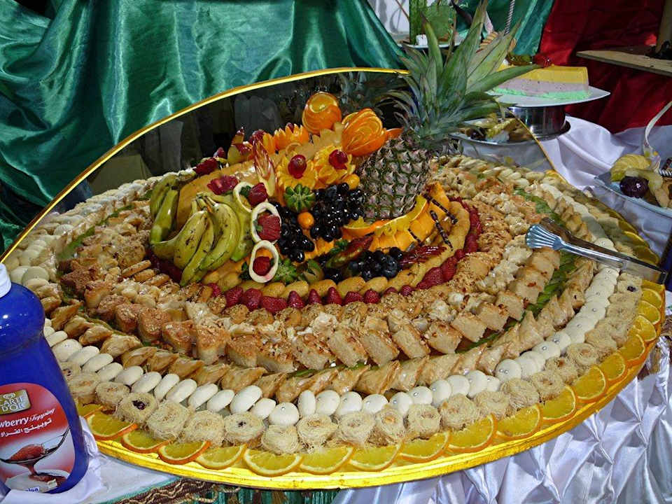 Teil des Weihnachtsbüffet Pickalbatros Alf Leila Wa Leila Resort - Neverland Hurghada