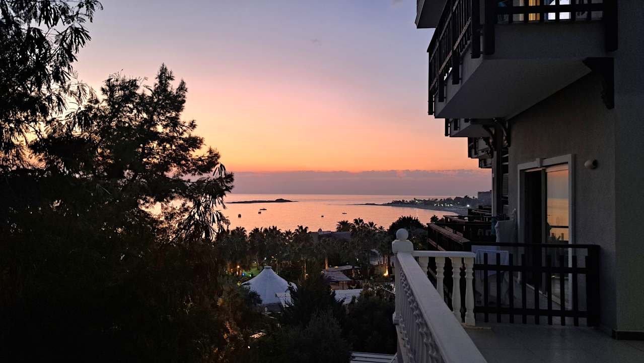 Außenansicht Justiniano Deluxe Resort