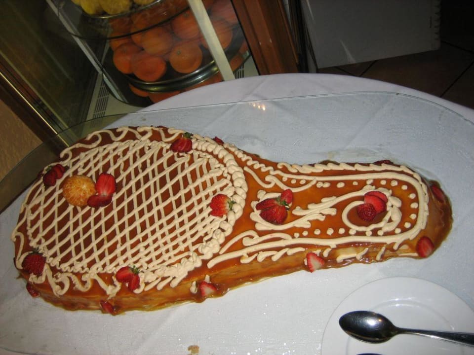 Mittag und Abendessen Nachtisch und Hauptgang  Best Western Odyssee Park Hotel