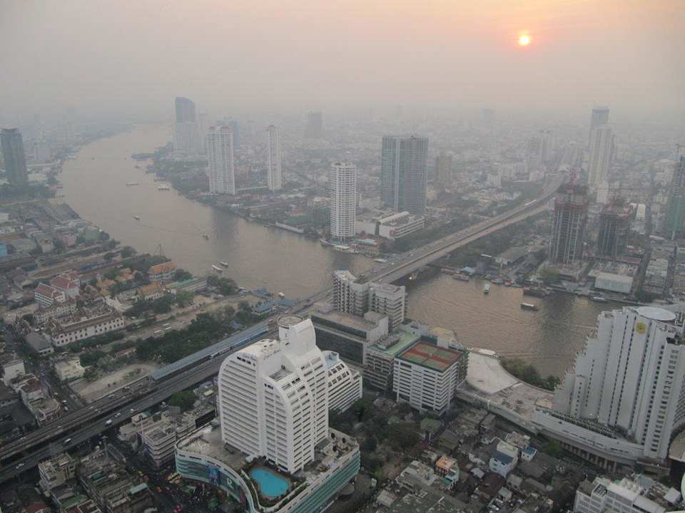 Dämmerung über Bangkok Hotel Lebua At State Tower