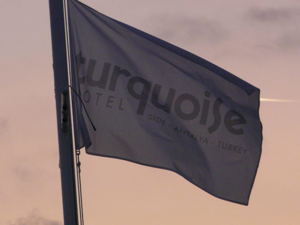 Fahne am Steg Turquoise Hotel