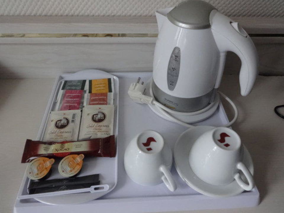 Tee/Kaffeebereiter im Zimmer Strandhotel Ahlbeck