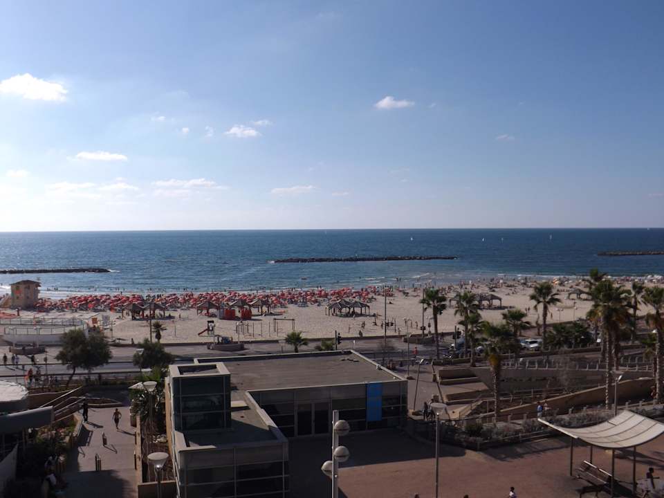 Ausblick zum Strand Maxim Design Hotel