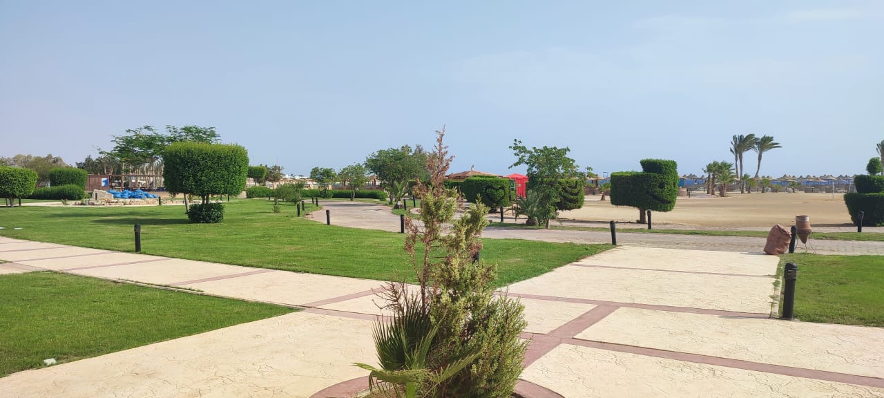 Gartenanlage Malikia Resort Abu Dabbab