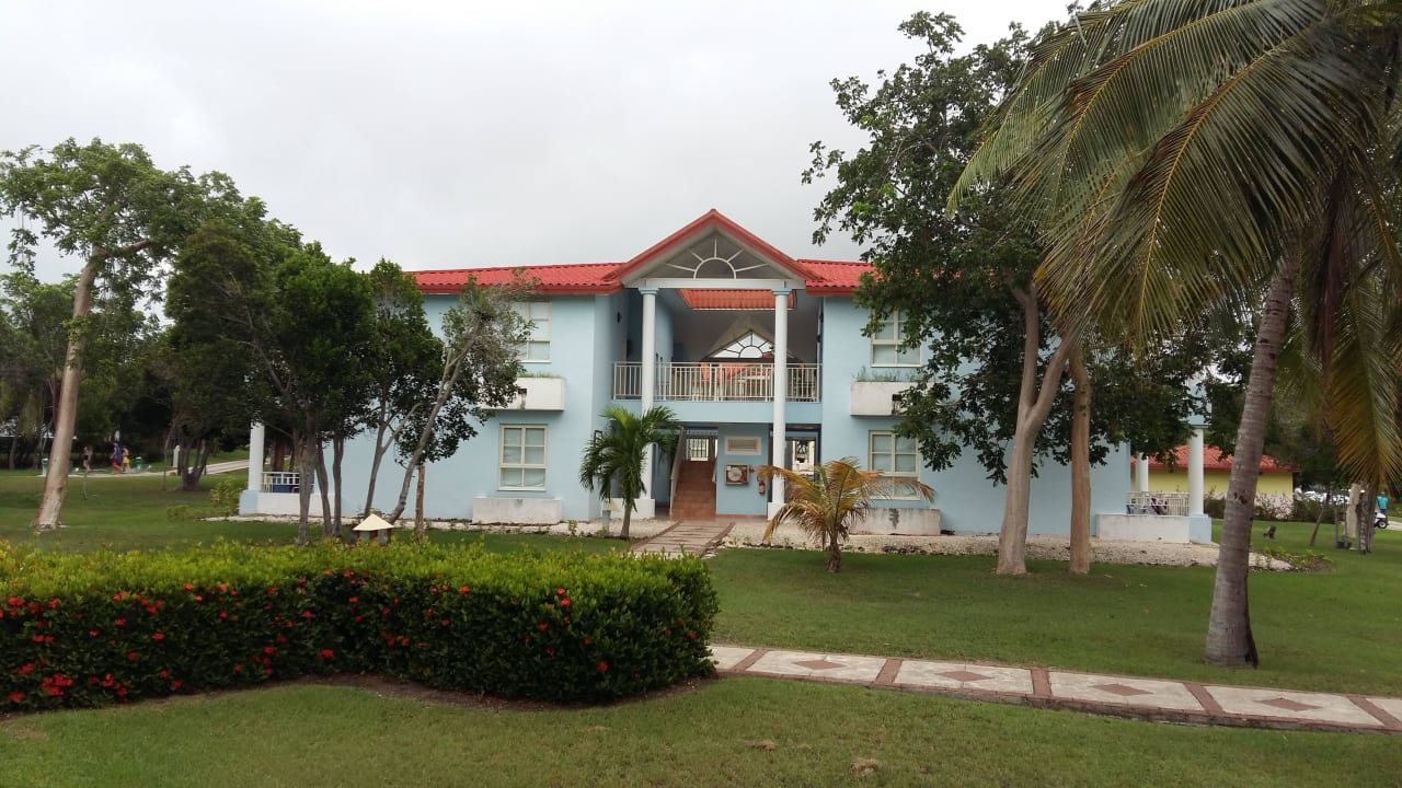 6 - 8 Wohneinheiten in einem Wohnblock Hotel Playa Pesquero