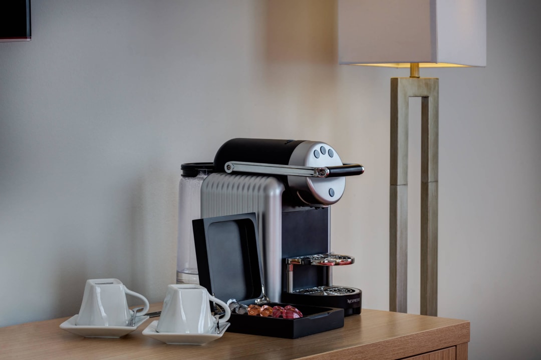 Details Villa Italia South Beach