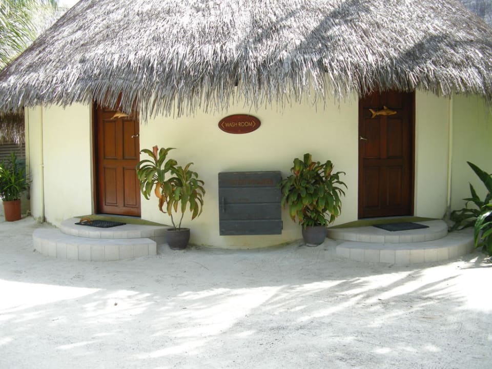 WC Wash Room Akiri Bar Kuredu Island Kuredu Island Resort & Spa