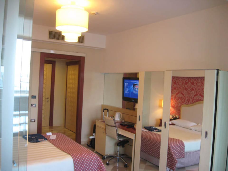 Zimmer im Hotel UNAHOTELS Expo Fiera Milano