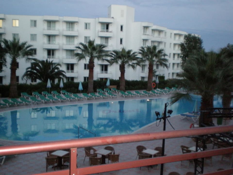 Pool allsun App.-Hotel Orient Beach
