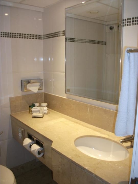 Badezimmer im Hilton Kensington Hilton London Kensington