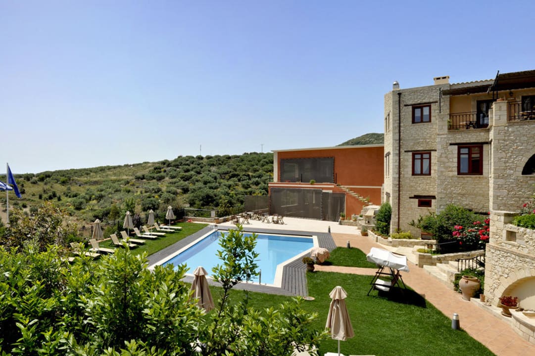 Ausblick / Tag Hotel Katalagari Country Suites