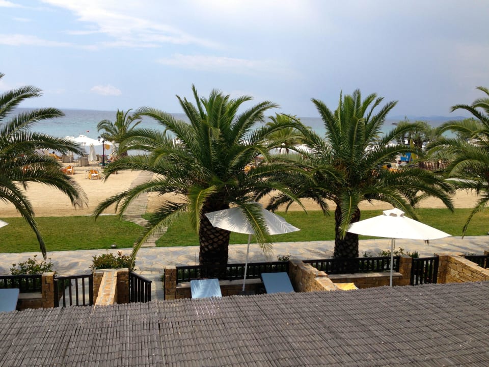Kleiner Einblick auf den Strand Anthemus Sea Beach Hotel & Spa