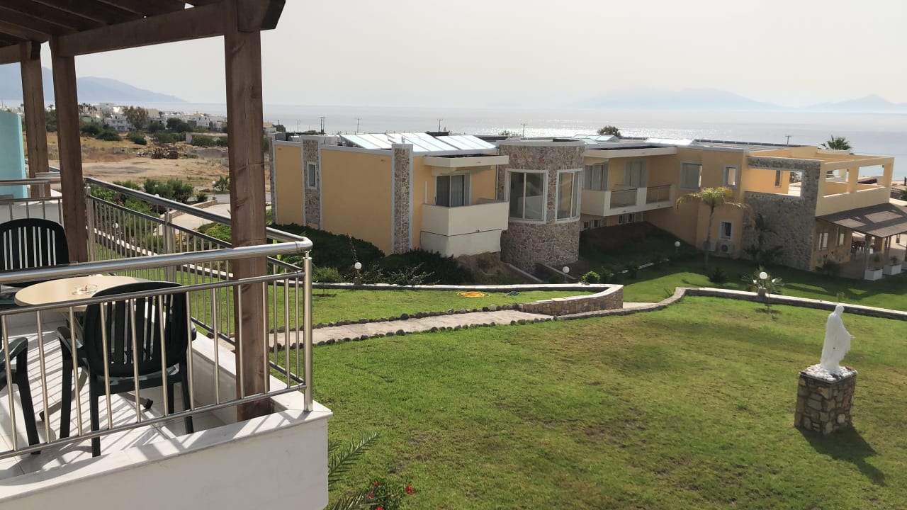 Ausblick Grand Blue Beach Hotel