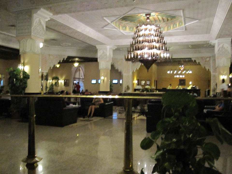 Riesig die Lobby! Pickalbatros Palace Resort