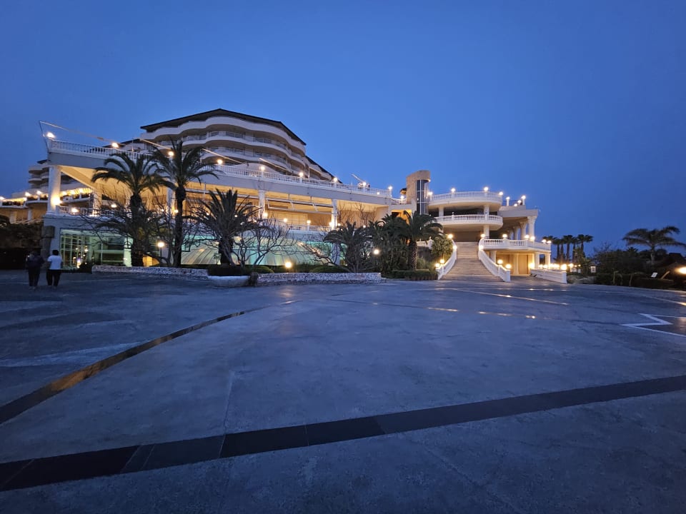 Außenansicht Starlight Resort Hotel