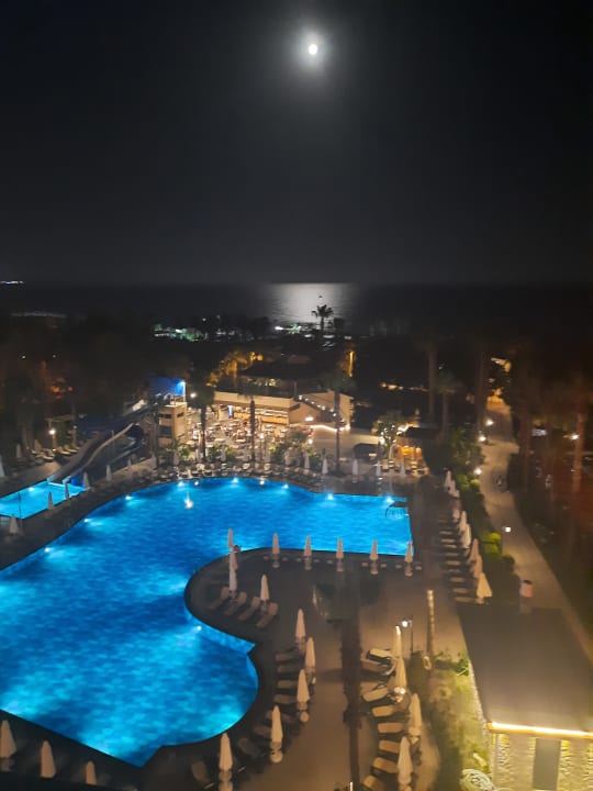 Pool Bella Resort & Spa