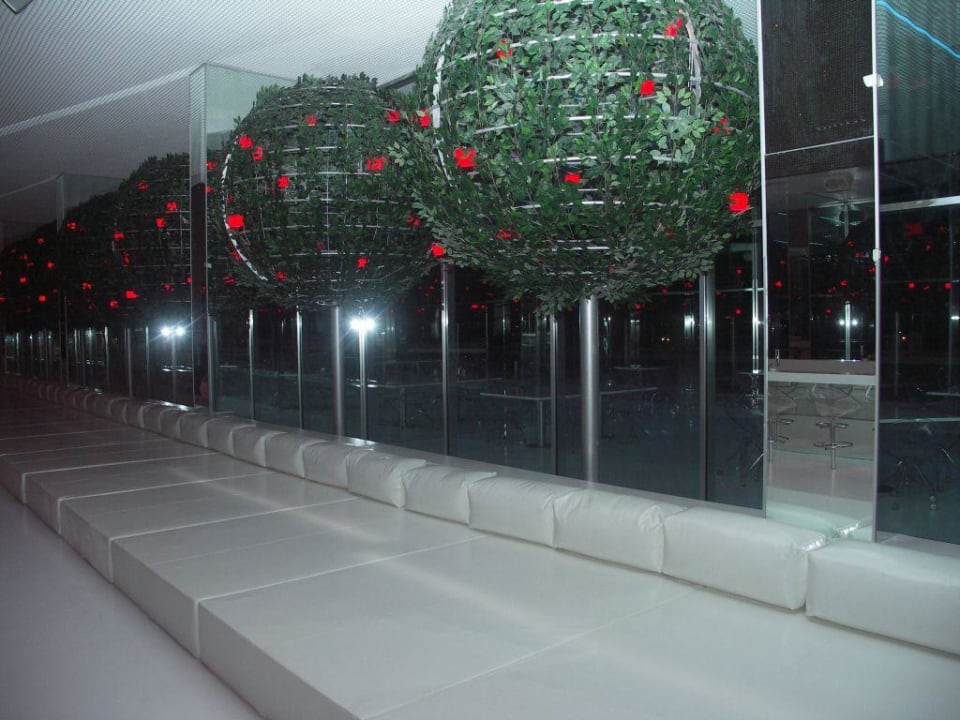 In der Bar Adam & Eve - Adults only