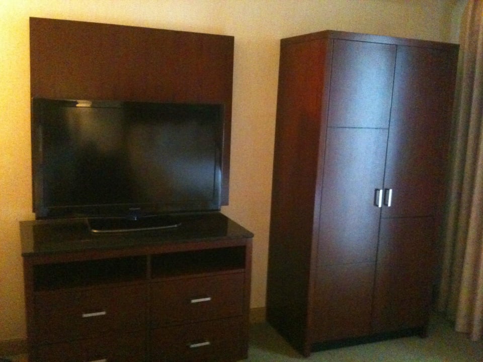 TV im Schlafzimmer Hotel DoubleTree Suites by Hilton Tucson Airport