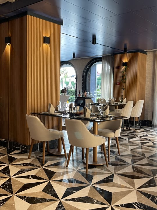 Gastro Seaden Quality Resort & Spa