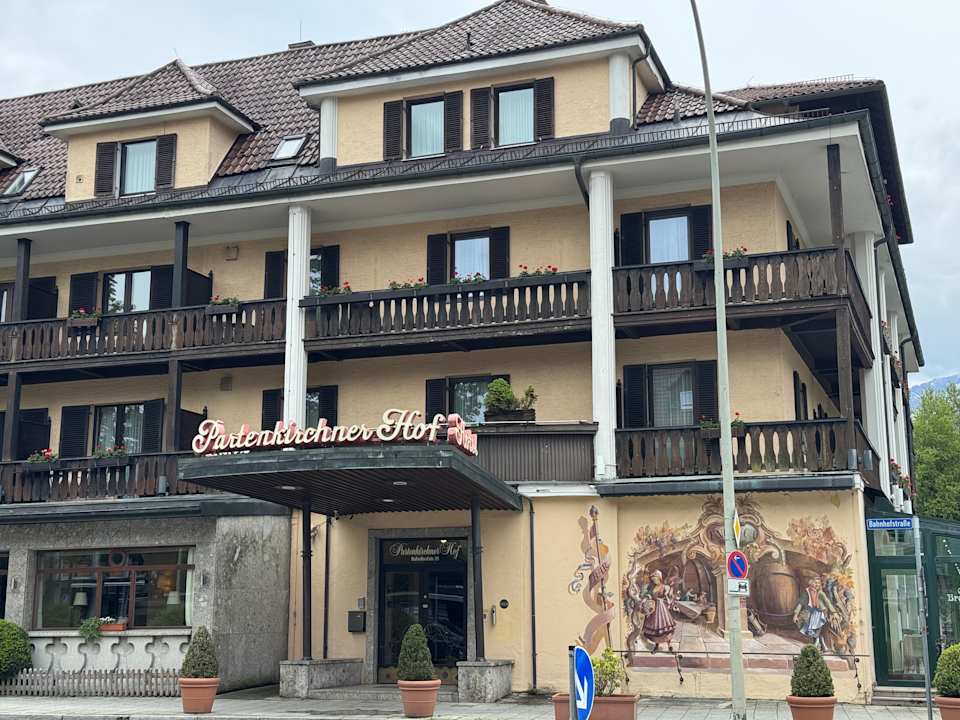 Außenansicht Reindls Partenkirchner Hof