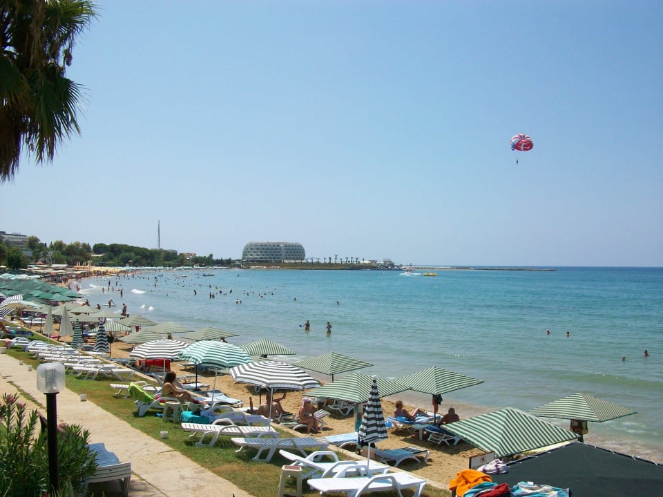 Die Sonne genießen Aska Hotel Just in Beach
