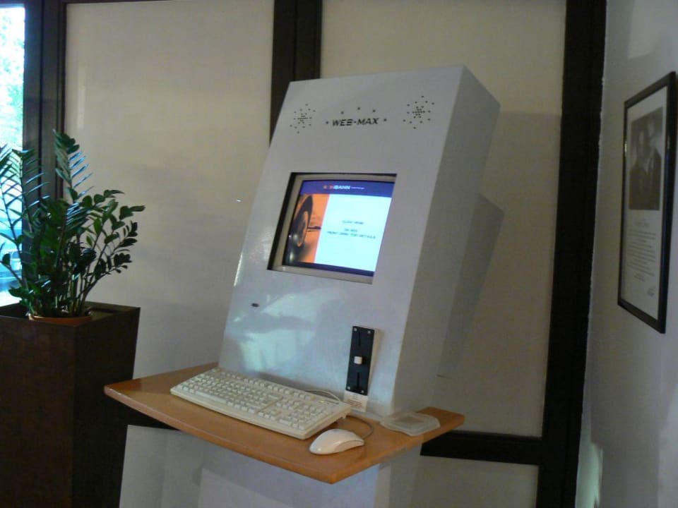 Internet in der Lobby Novotel Nürnberg am Messezentrum