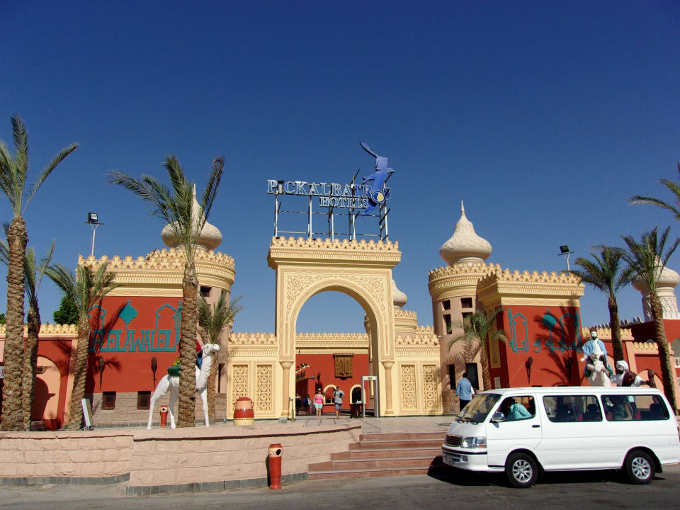 Потрясающий отель Pickalbatros Alf Leila Wa Leila Resort - Neverland Hurghada