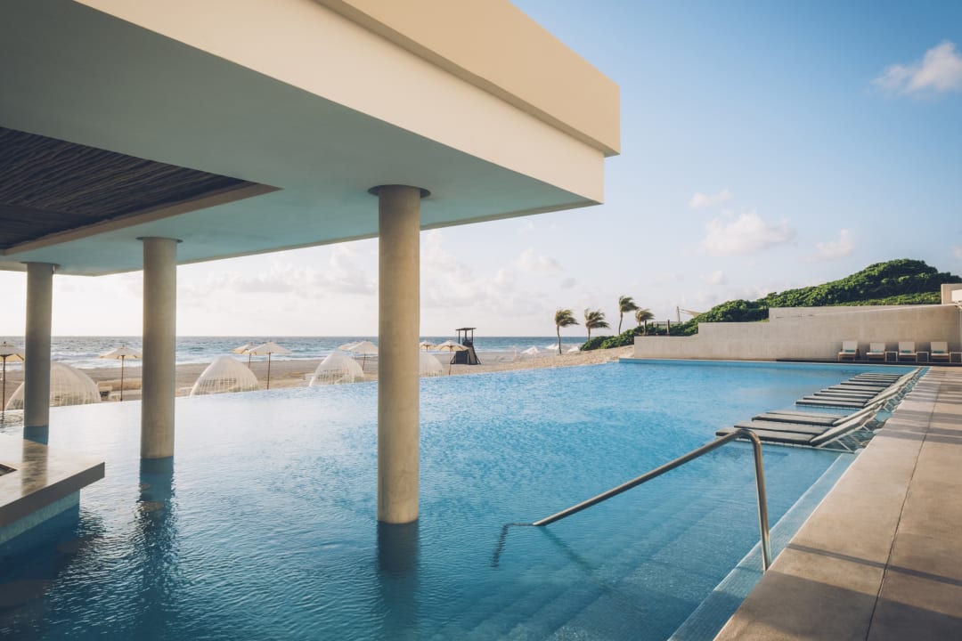 Pool Iberostar Selection Coral Cancun