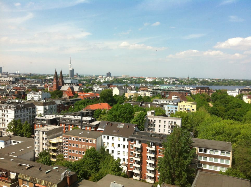 Ausblick Hotelzimmer, 15. Etage Motel One Hamburg-Alster