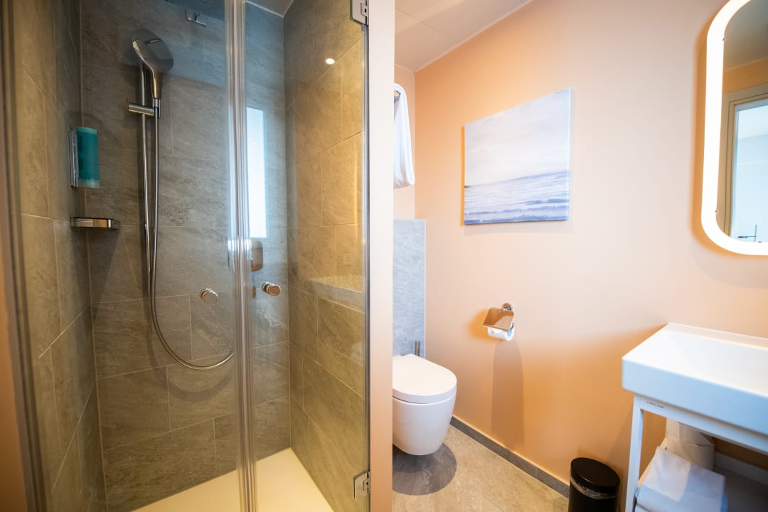 Zimmer Ascona Lodge, Pool & Garden Retreat