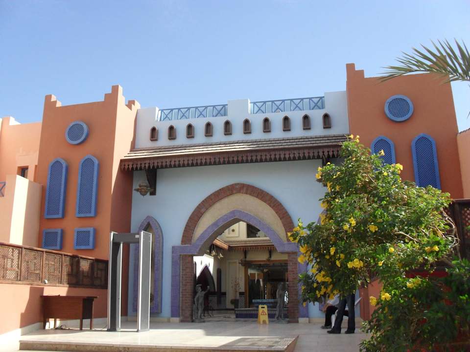 Wejście Hotel El Faraana Reef Resort