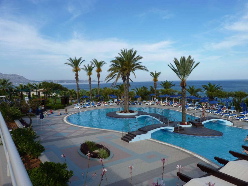 Pool von oben Rodos Princess Beach Hotel & Spa