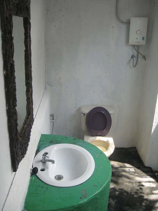 Yellow Room Bad Gu's Bay Resort