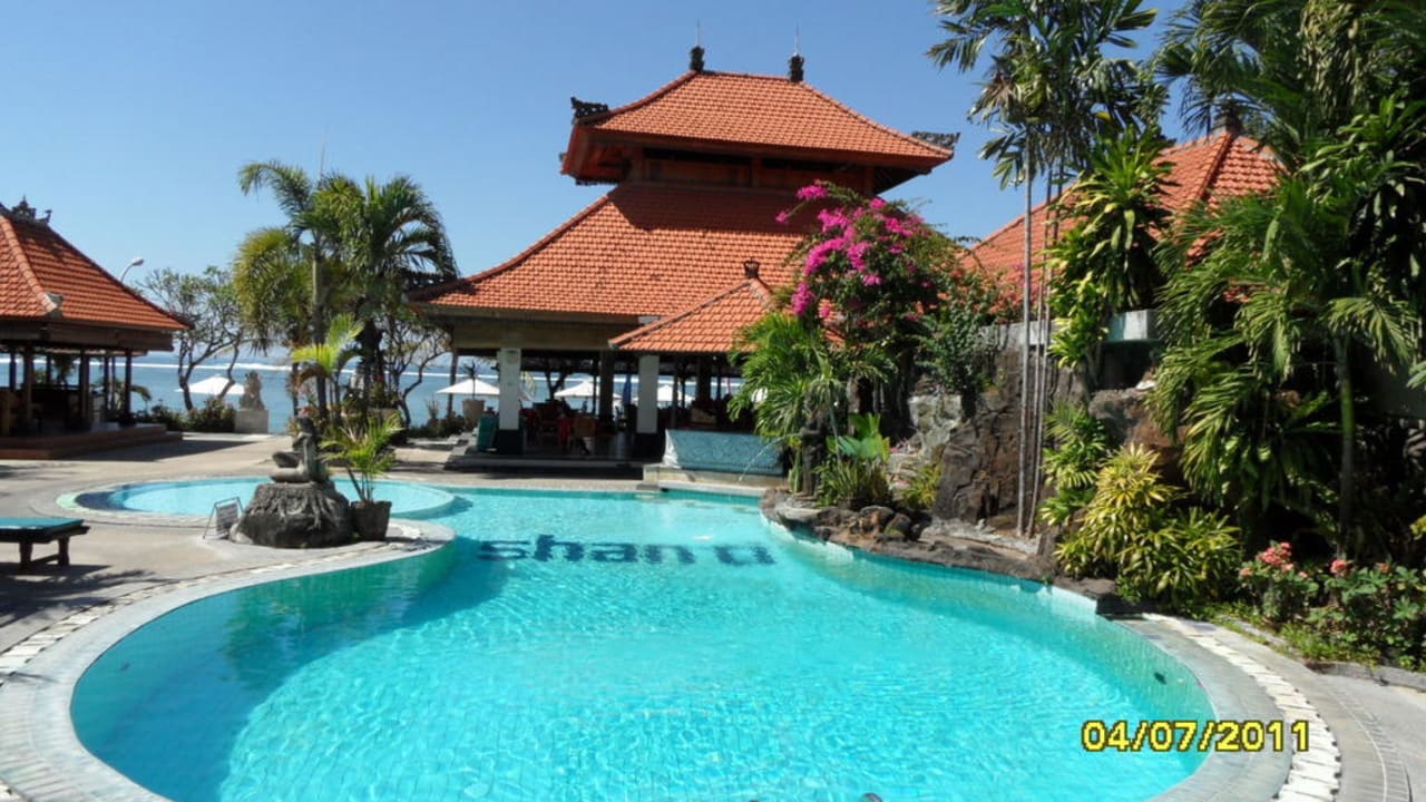 Blick Richtung Restuarant Villa Shanti Beach