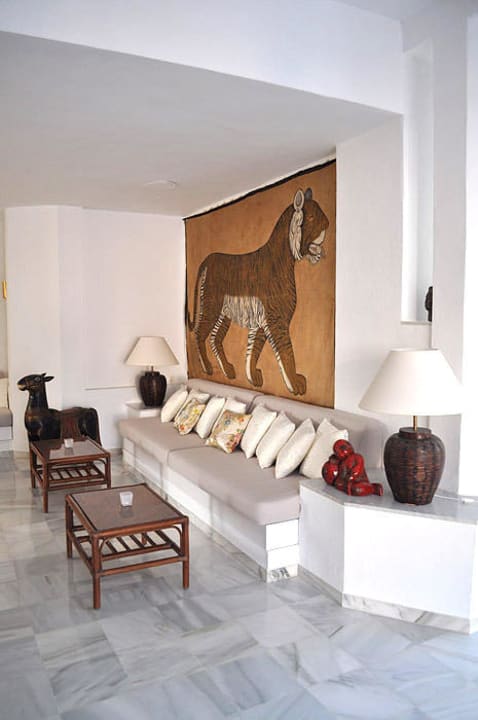 Lobby Hotel Village Ibiza