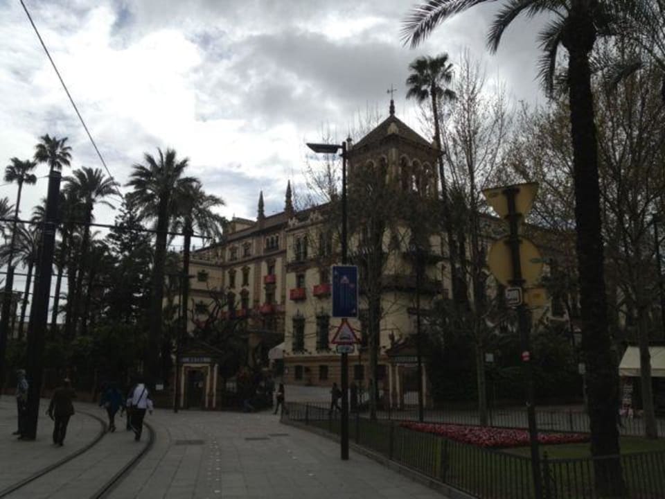 Ansicht zur Auffahrt Hotel Alfonso XIII