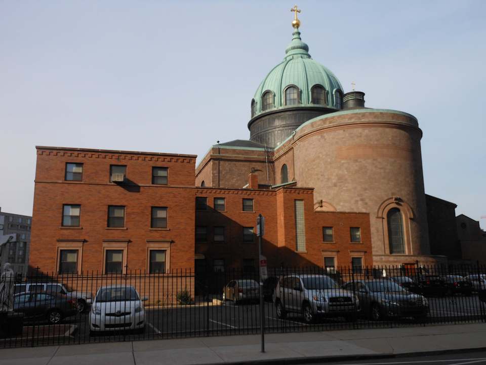 Kirche neben dem Hotel Sheraton Philadelphia Downtown Hotel