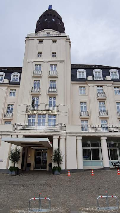 Außenansicht Steigenberger Hotel Bad Neuenahr