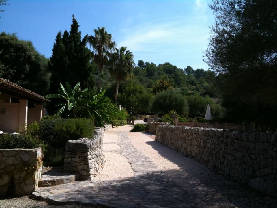 Weg vom Zimmer zum Haupthaus Finca Son Mola Vell