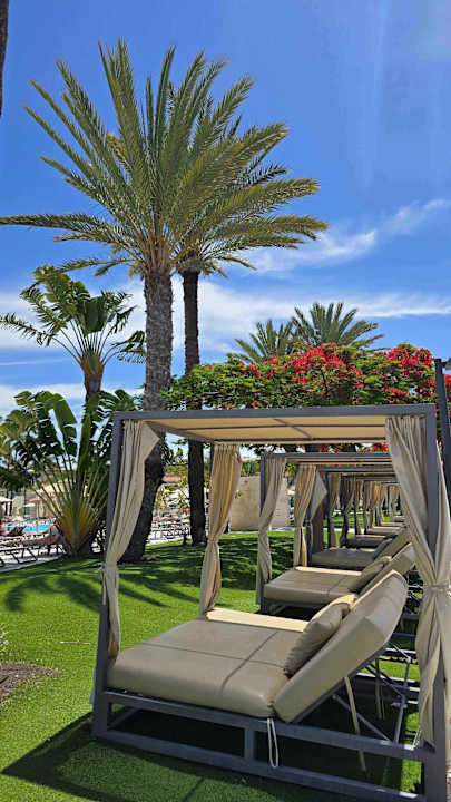 Gartenanlage Kumara Serenoa by Lopesan Hotels