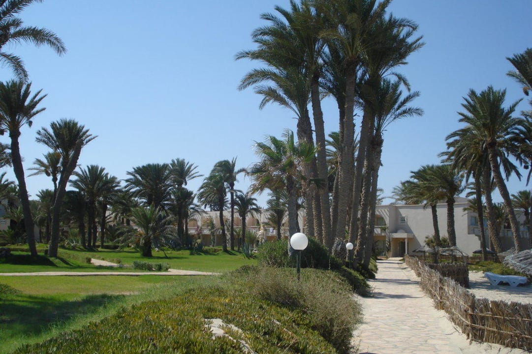 Weg zum Strand Zita Beach Resort