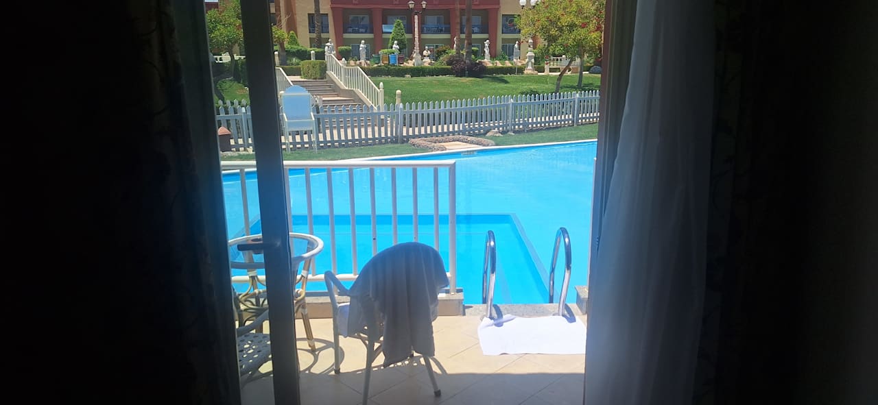 Pool Hotel Titanic Palace