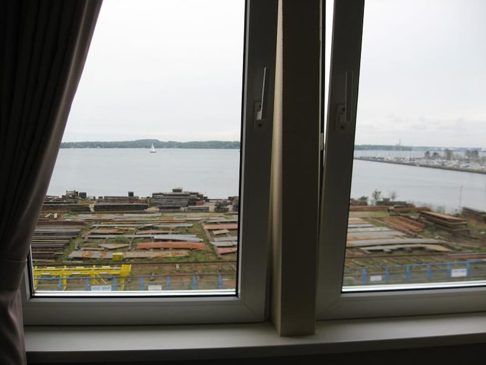 Blick aus dem Fenster auf die Förde Hotel Kieler Förde