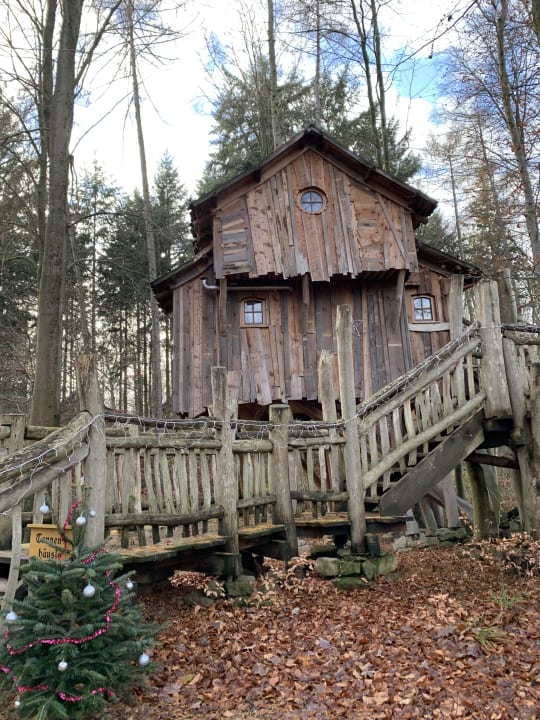 Außenansicht Natur-Resort Tripsdrill